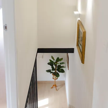 Duplex Con Vista A La Alhambra * Гранада